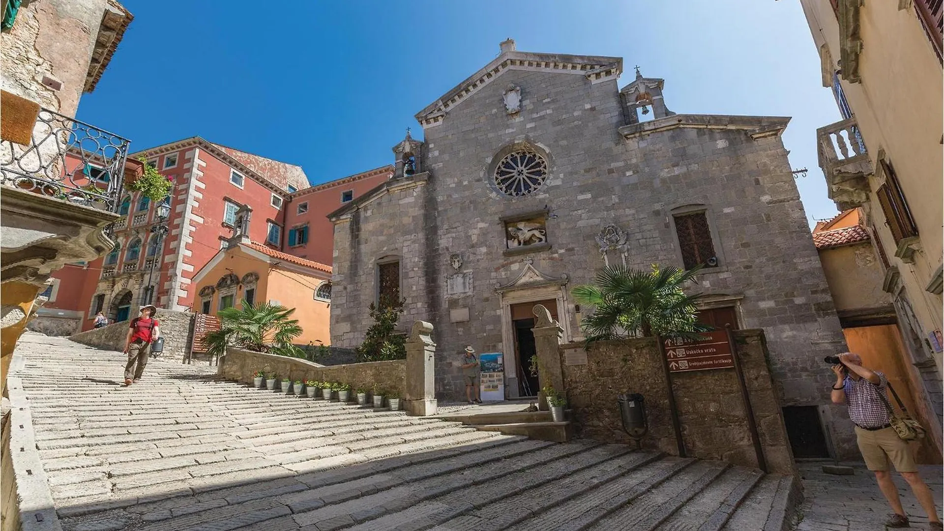 2 Bedroom Lovely Apartment In Labin ラヴニ クロアチア