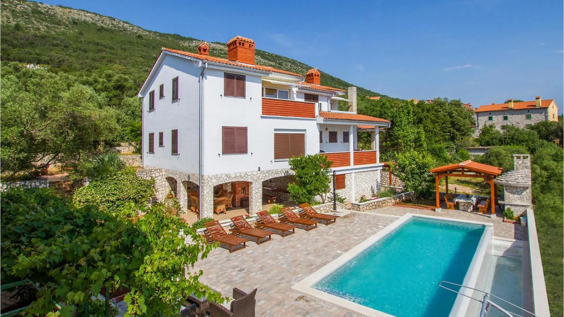 2 Bedroom Lovely Apartment In Labin ラヴニ 0*,